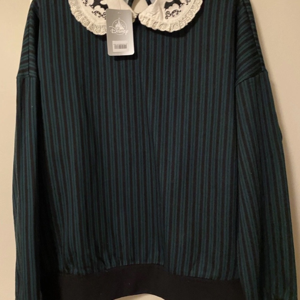 The Haunted Mansion Top sz M nwt